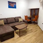 Apartments Ela